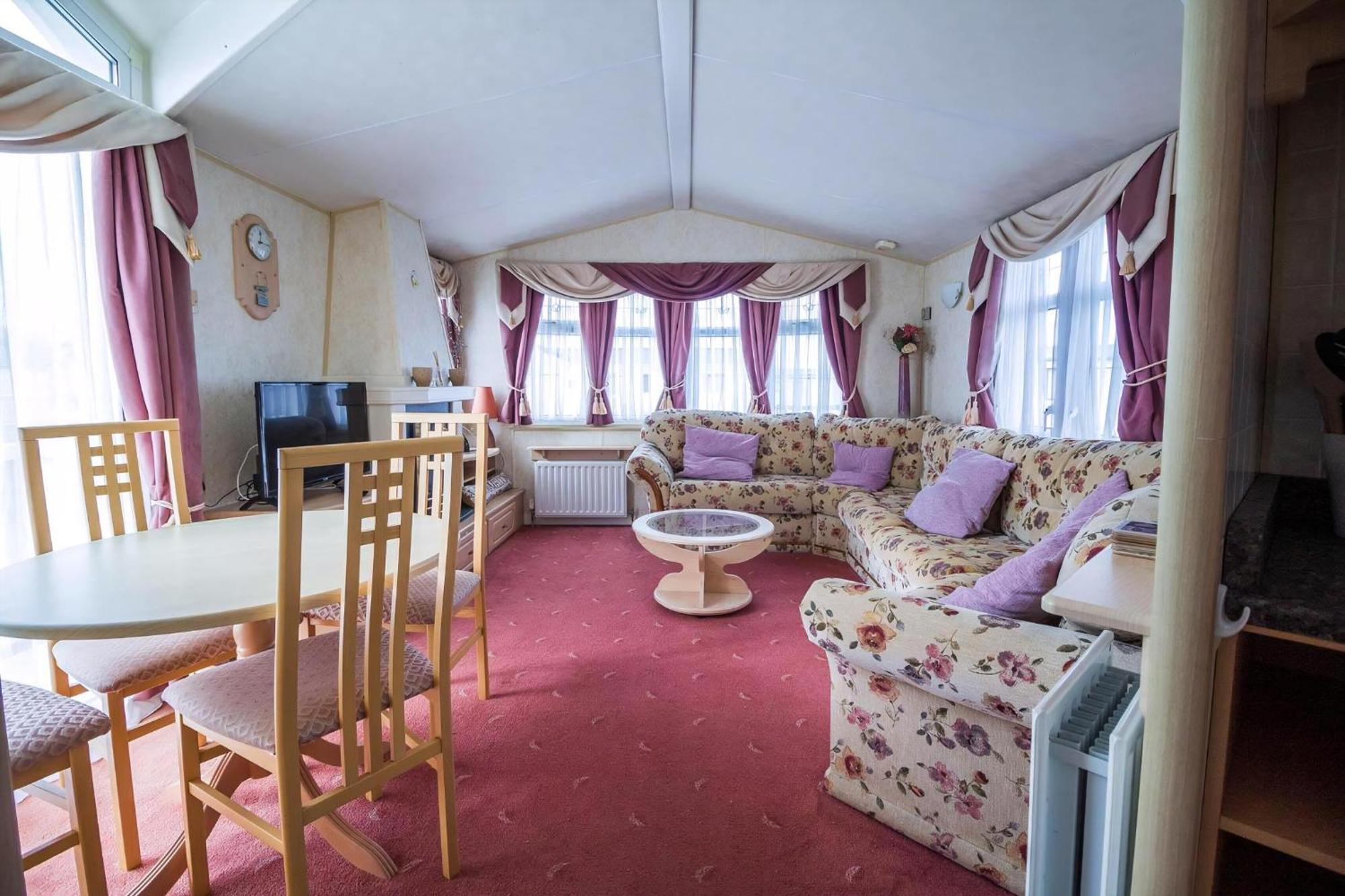 Brilliant Caravan For Hire At Manor Park In Hunstanton Norfolk Ref 23176K Hotel Luaran gambar